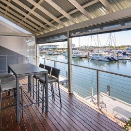 Waters Edge- Kayaks, private jetty, WIFI, hotel em Geographe