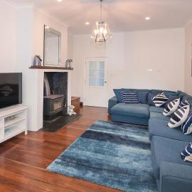 All Decked Out- WIFI, AC in bedrooms, Fireplace, hotel u gradu Baselton