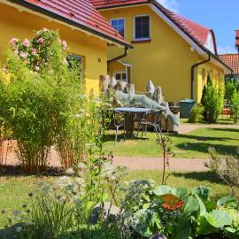 Ferienwohnungen Fründt, hotel Prerowban