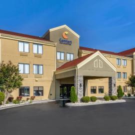 Comfort Inn & Suites Troutville-Roanoke North, hotel en Troutville