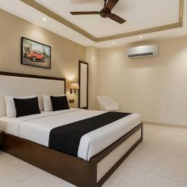 Townhouse Oak The NorthCap University, khách sạn ở Gurgaon