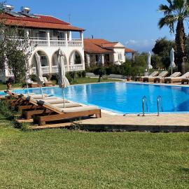Stefanos Resort, ξενοδοχείο στη Μεσογγή