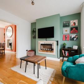 Heaton House - parkside charm and city comfort