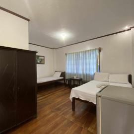Loay में, होटल Jala Beach Resort