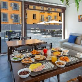 ROYAL ROOMS STATION NAPOLI, hotel v Neapole