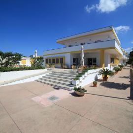 Hotel Albatros, hotel em Torre Vado