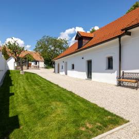 KonstantLiving Zillingtal, Apartments mit Elektrotankstelle、Zillingtalのホテル