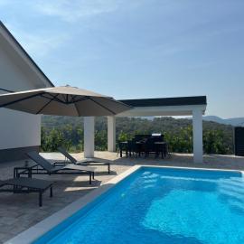 Holiday home AURORA - sauna pool