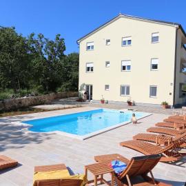 Apartments Bellator, מלון בשילו