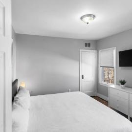 Cozy Bedroom next to SCSU and Yale, hotel in New Haven