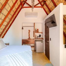 Aldea Kanaloa Hotel Puerto Escondido, מלון בBrisas de Zicatela
