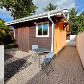 Bungalow Dumonter, hotel in Baie-Mahault