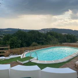 Fouettara 3, hotel en Firminy