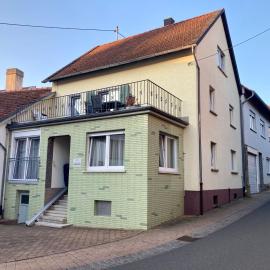 Ferienhaus Gramm, hotel v destinaci NuÃŸbaum