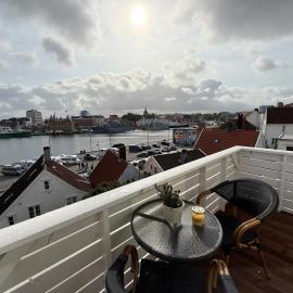 Panoramic Sea-view with balcony city centre, Hotel in Stavanger
