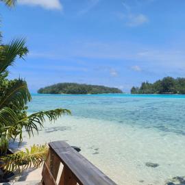GAIA BEACH AND LAGOON - At Tiahura place