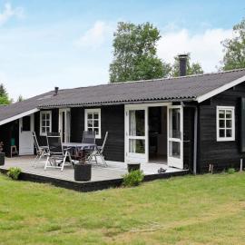 4 person holiday home in Jerup
