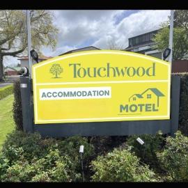 Touchwood Motor Lodge, hotel a Pukekohe East