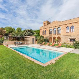 Charming Home Near Vulpellac