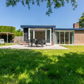 Holiday Home near Veerse Meer Lake Wolphaartsdijk