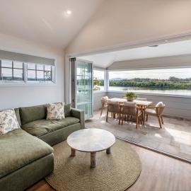 The River House Bridge Suite