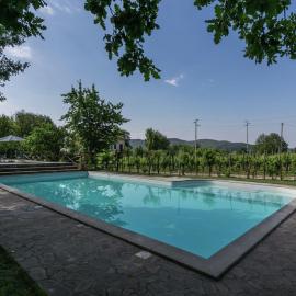Authentic holiday home in Bucine with swimming pool