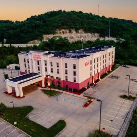 Hampton Inn & Suites Wilder, hotel en Wilder