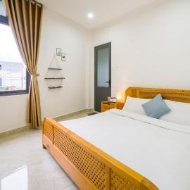 King bed private room