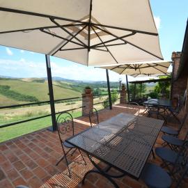 Cosy agriturismo in Toscana with outdoor swimming pool