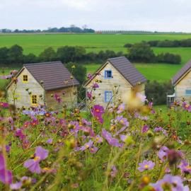 Le Domaine du Val, Grand-Laviers, wooden house for 6 pers, hotel din Grand-Laviers