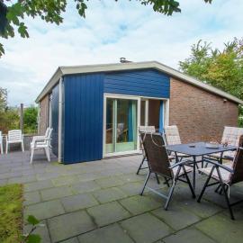Holiday Home Ameland near North Sea Beach, hotel di Nes