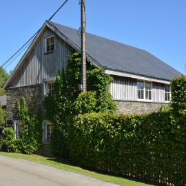 Cottage with Foosball & Garden