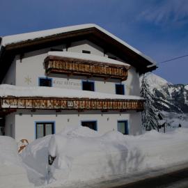Apartment with a shared sauna in Bichlbach