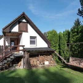 Einladende Ferienwohnung mit Außenpool