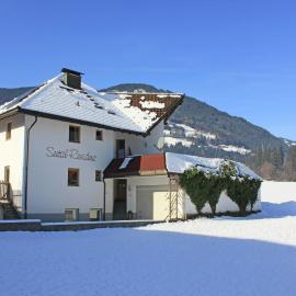 Pleasing Apartment in Kaltenbach near Ski Area, hotel in Kaltenbach