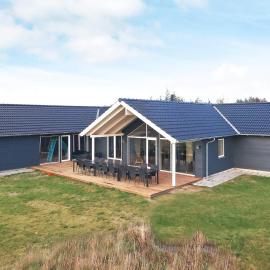 22 person holiday home in Jerup, hotelli kohteessa 