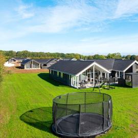 16 person holiday home in Sydals, hotel a Sarup