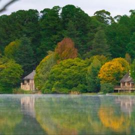Lake Naverone Holiday Cottages, hotel u gradu Drakensberg Garden
