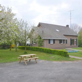 Holiday Home in Elsendorp with Garden, hotel v destinácii Elsendorp