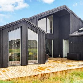 5 star holiday home in Harboøre, hotel di Harboør