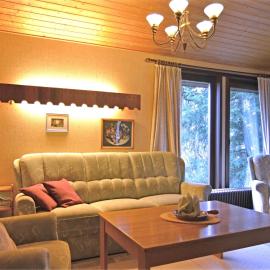 Furnished Bungalow With Peaceful Neighbourhood, hotel a Meschede