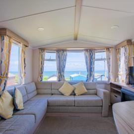 2 Bedroom Sea View Caravan, hotelli kohteessa Bideford
