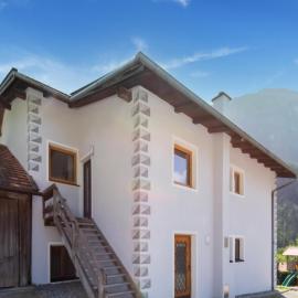 Chalet in Ötz near Hochötz Ski Lift, hotel din Oetz