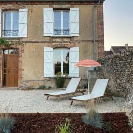 Le Presbytère, maison de campagne familiale, Hotel in La Poterie-au-Perche
