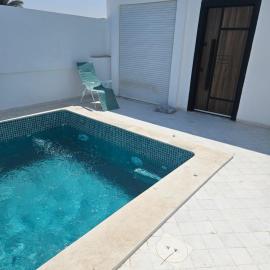 Villa Ayem avec piscine à l'étage
