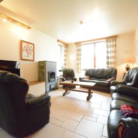 Spacious retreat, Daverdisse, Hotel in Daverdisse