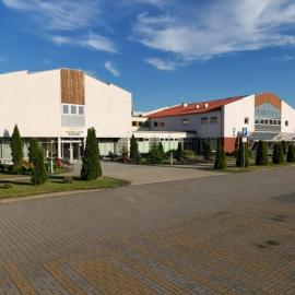 Gminny Ośrodek Sportu i Rekreacji w Zakrzowie, מלון בZakrzów
