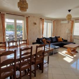 Maison 12 personnes au bord de l'Yonne