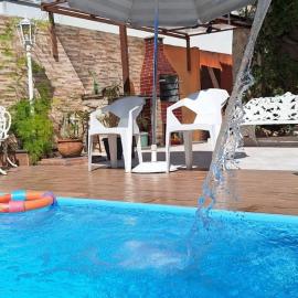 Ótima casa de praia com piscina