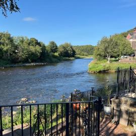 Perfect location on the river